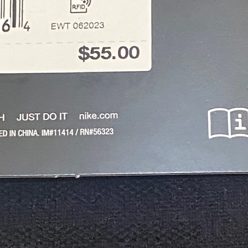 Nike Spark • running compression socks • DRI fit • wmn 9.5-11 men 8-9.5 - Picture 3 of 3